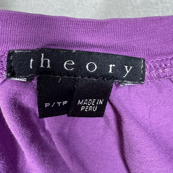 Theory Women’s Y2K Vintage Purple V Neck Cap Sleeve T-Shirt Size P (US Size 0) - Picture 13 of 14
